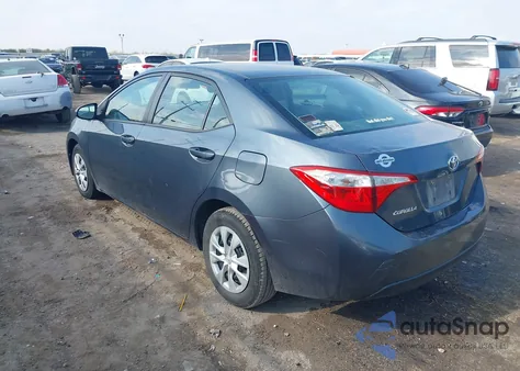 2015 Toyota Corolla L z USA, uszkodzony, nr VIN 2T1BURHEXFC266772